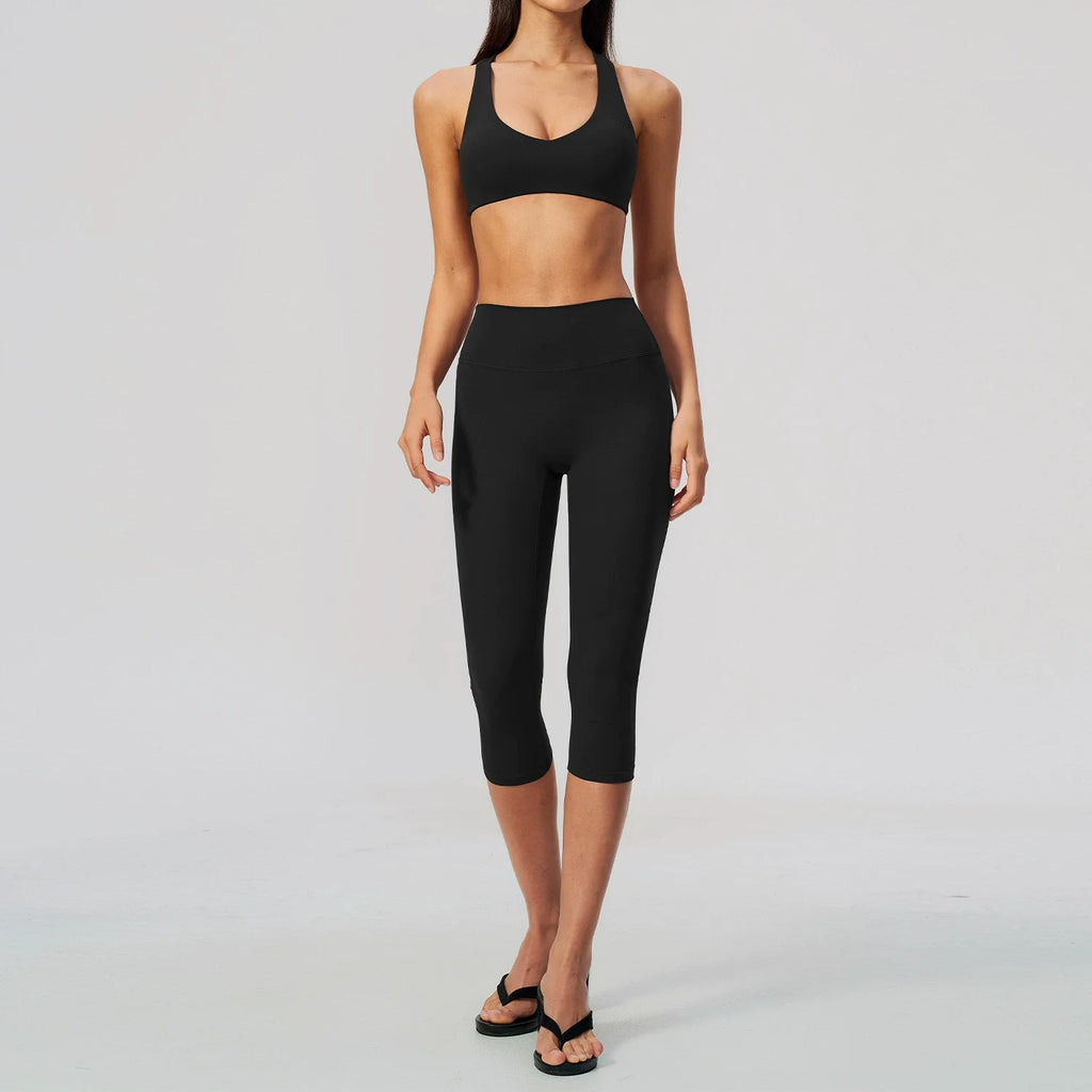 SculptForHer Sculpt & Move Seamless Capri Gym Set – Women’s 2 Piece Activewear