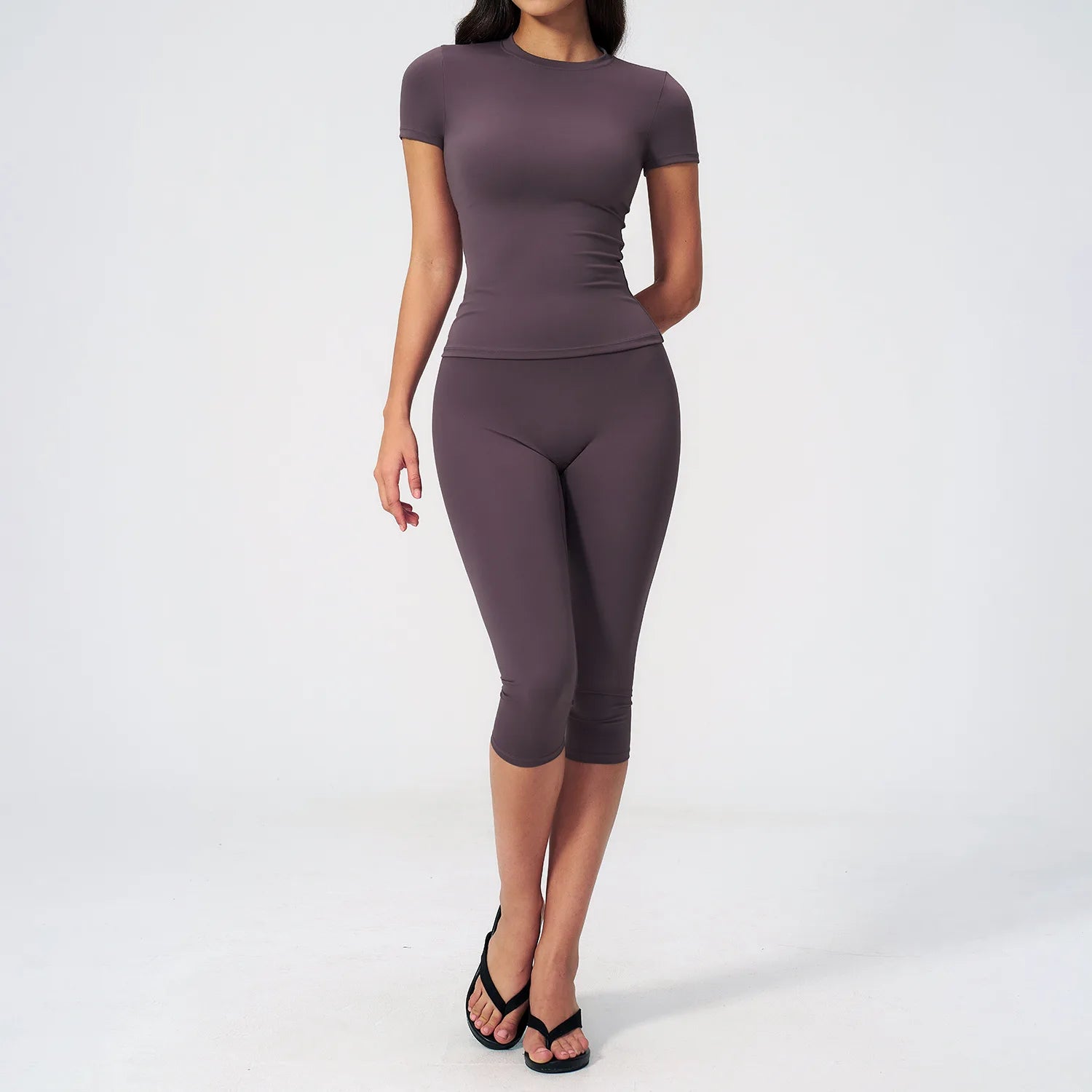 SculptForHer Sculpt & Move Seamless Capri Gym Set – Women’s 2 Piece Activewear