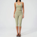 SculptForHer Sculpt & Move Seamless Capri Gym Set – Women’s 2 Piece Activewear