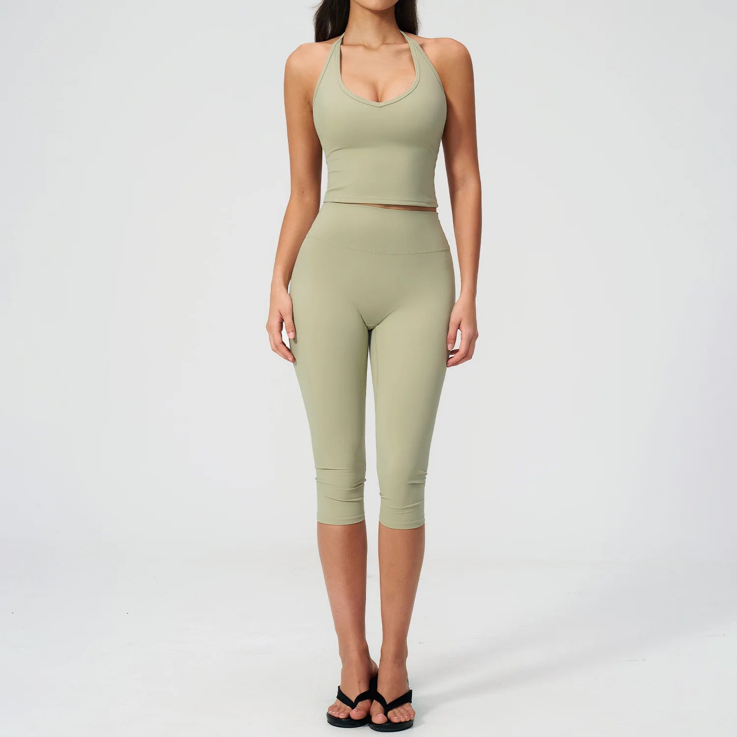 SculptForHer Sculpt & Move Seamless Capri Gym Set – Women’s 2 Piece Activewear