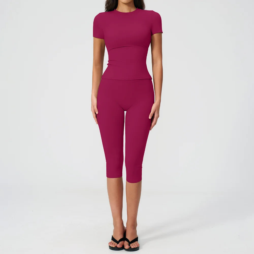 SculptForHer Sculpt & Move Seamless Capri Gym Set – Women’s 2 Piece Activewear