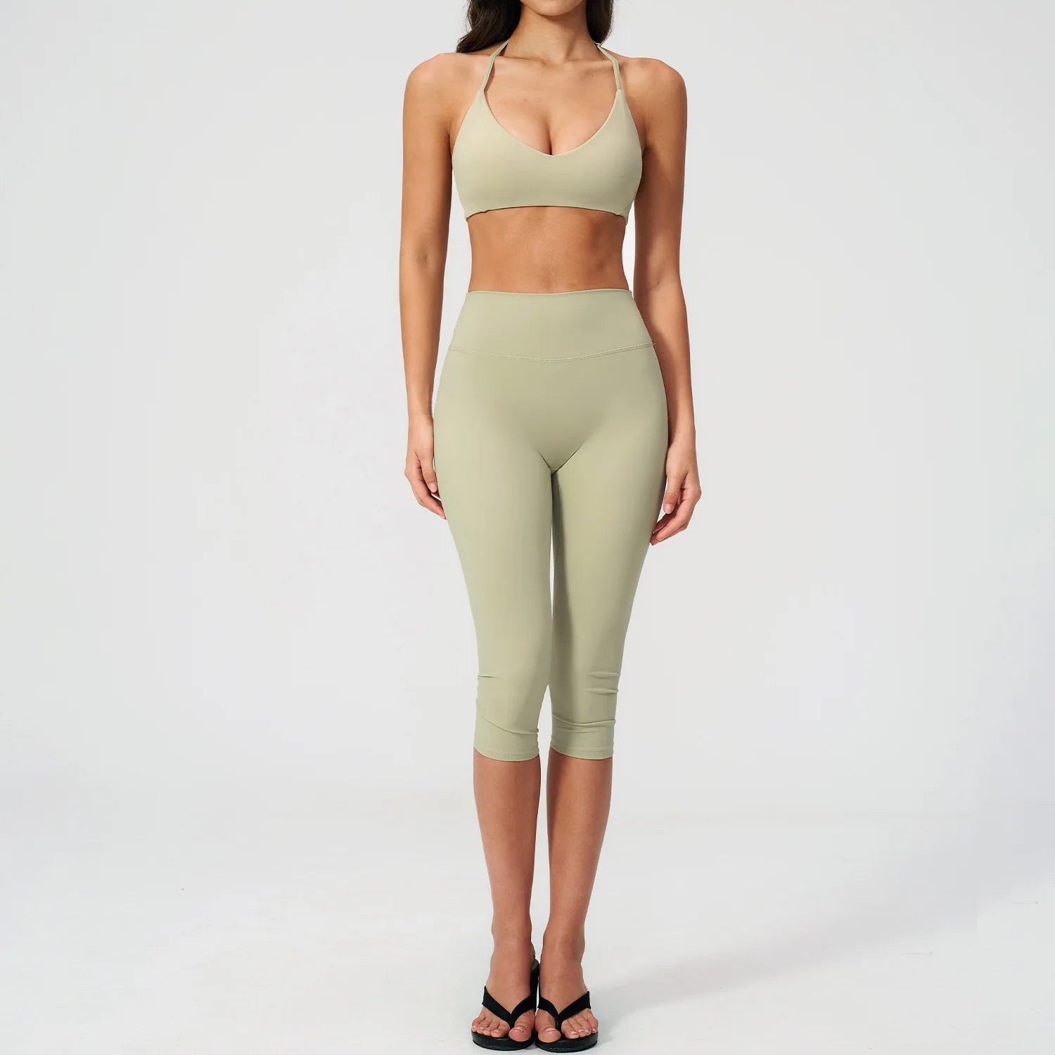 SculptForHer Sculpt & Move Seamless Capri Gym Set – Women’s 2 Piece Activewear