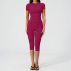 SculptForHer Sculpt & Move Seamless Capri Gym Set – Women’s 2 Piece Activewear